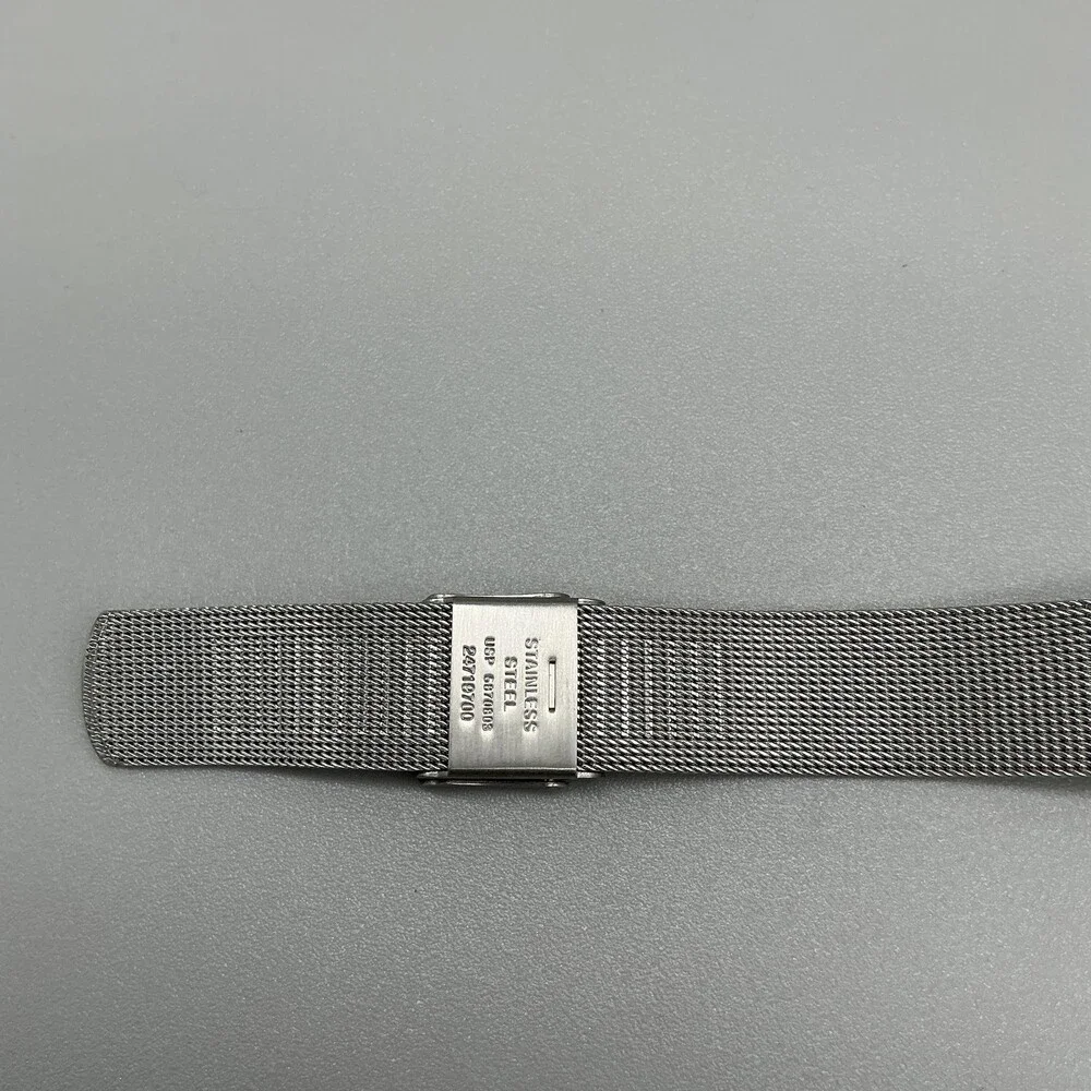 Skagen 358SSSD Womens Watch 26mm Silver Tone Mesh Stainless Steel New Battery